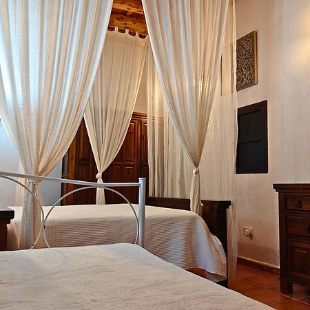 Villa Can Mestreso Suite Ibiza Сан-Хуан-Баутиста Экстерьер фото