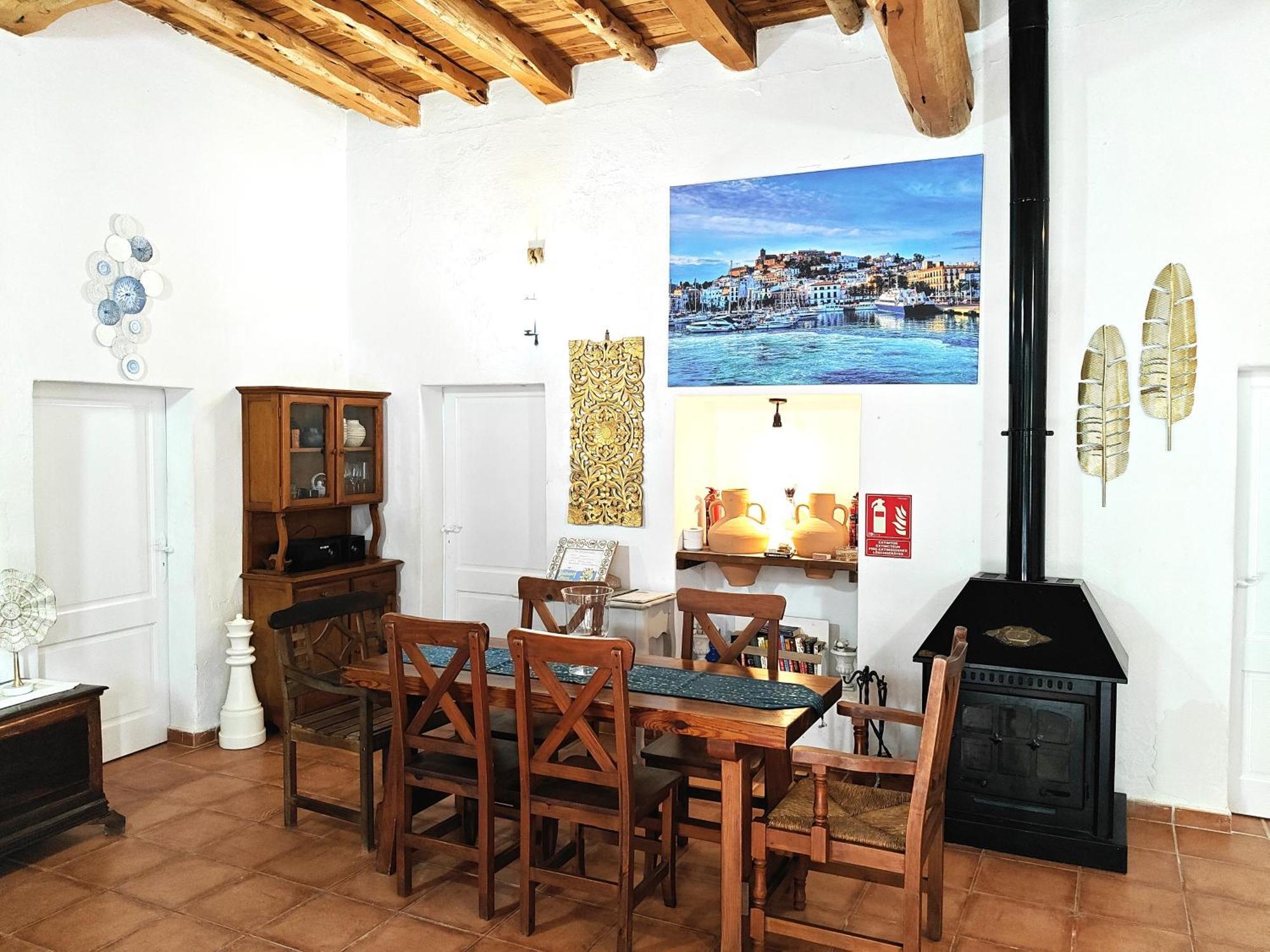 Villa Can Mestreso Suite Ibiza Сан-Хуан-Баутиста Экстерьер фото